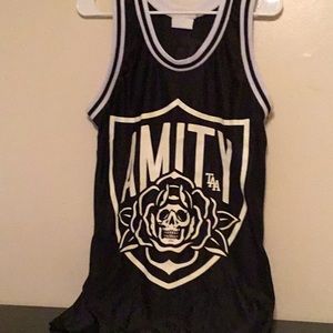 Amity tank top size medium